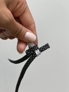 DIY-Idee: Anleitung Armband aus Schnürsenkeln knüpfen, Schritt 5