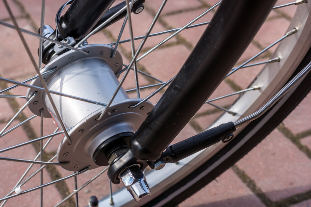 Luce Anteriore Bici A LED Con Dinamo – 100 Lux, Omologata StVZO, Sensore Automatico E Riflettore